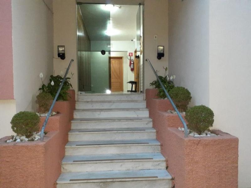 Apartamento à venda com 2 quartos, 48m² - Foto 2