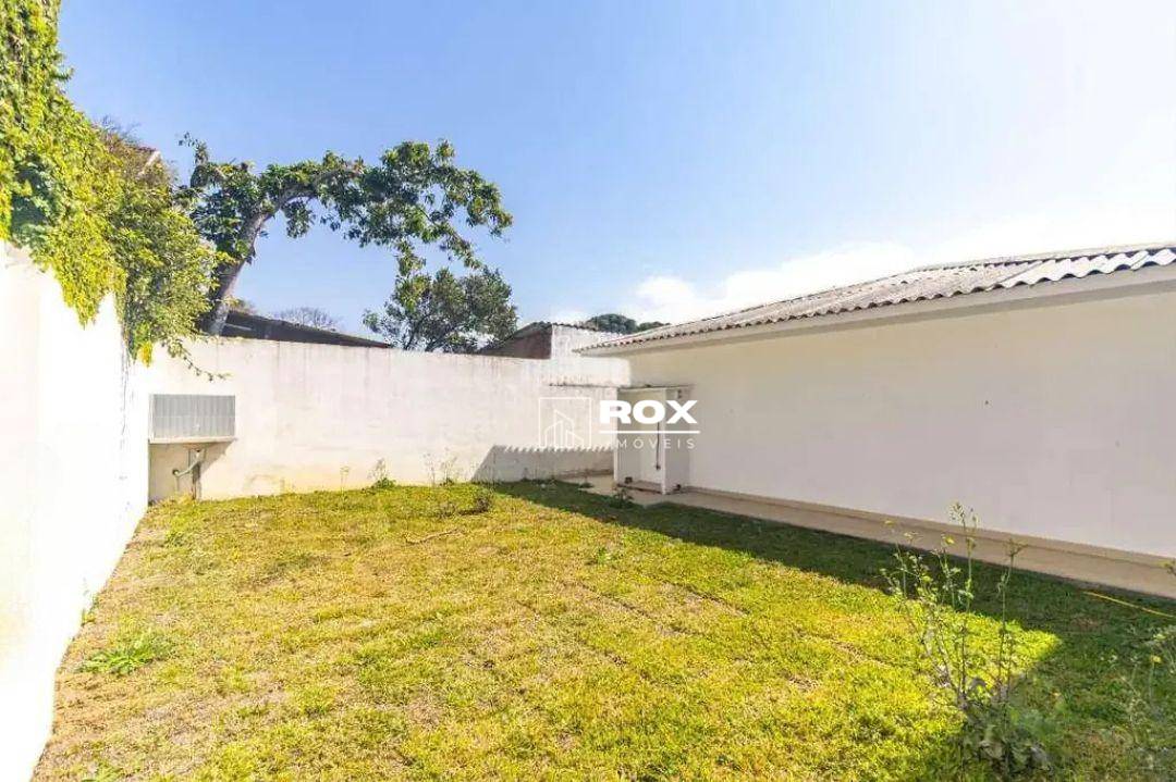 Casa, 3 quartos, 138 m² - Foto 2