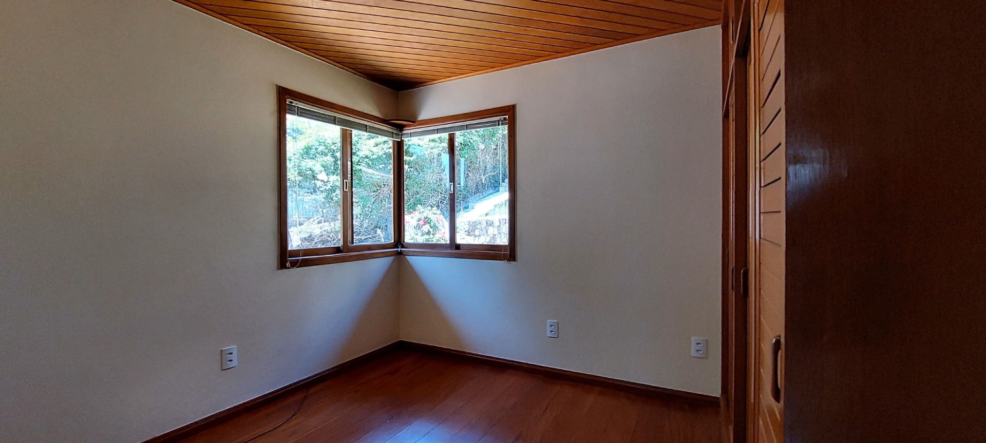 Casa de Condomínio à venda com 4 quartos, 157m² - Foto 11