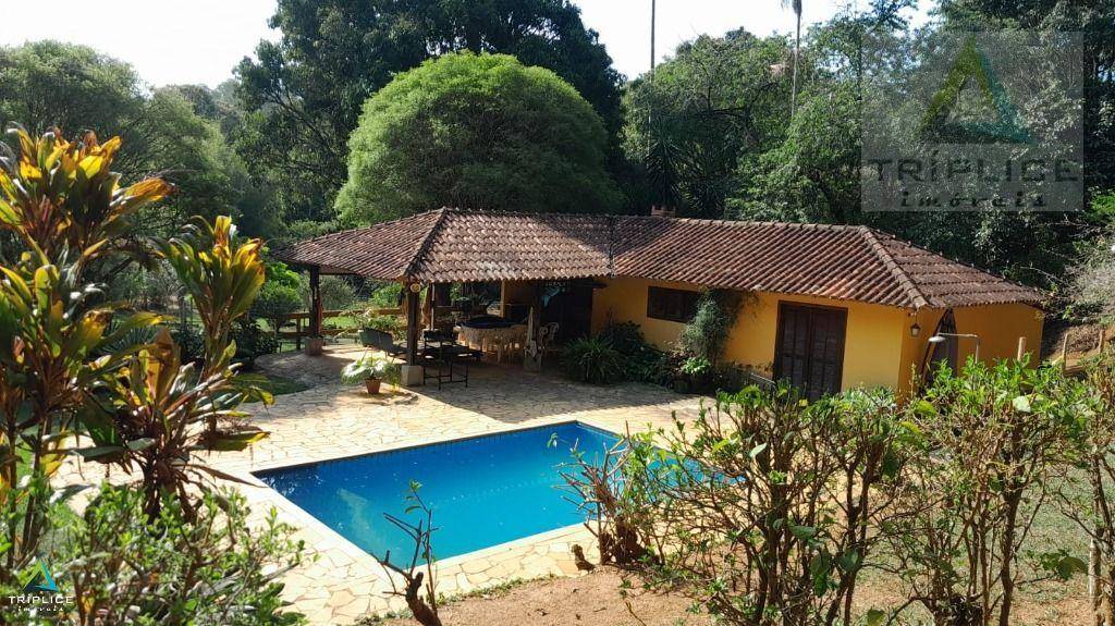 Sítio, 2 quartos, 10000 m² - Foto 1