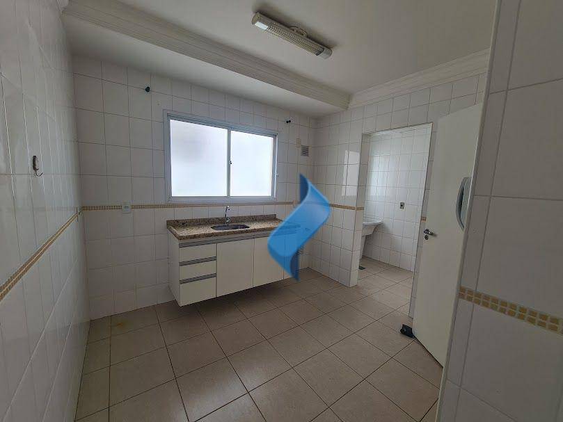 Apartamento para alugar com 2 quartos, 71m² - Foto 14