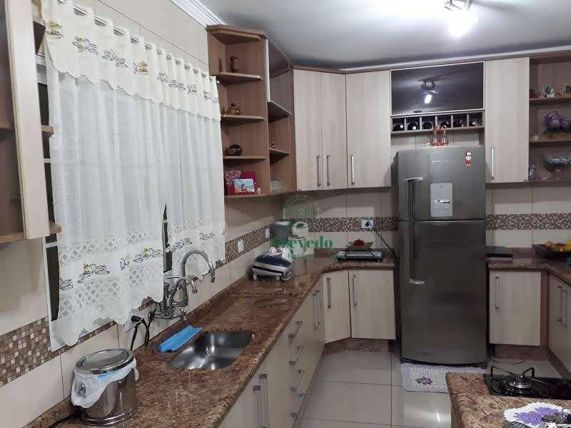 Sobrado à venda com 4 quartos, 270m² - Foto 8