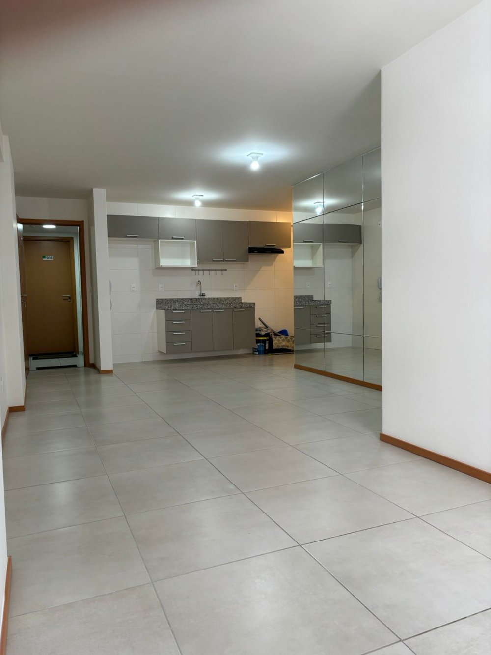 Apartamento para alugar com 3 quartos, 72m² - Foto 19