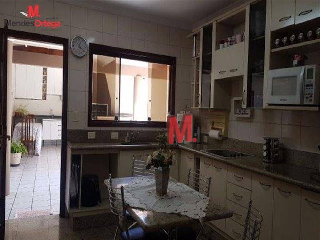 Casa à venda com 3 quartos, 359m² - Foto 45