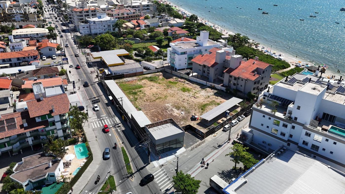 Apartamento à venda com 2 quartos, 64m² - Foto 1