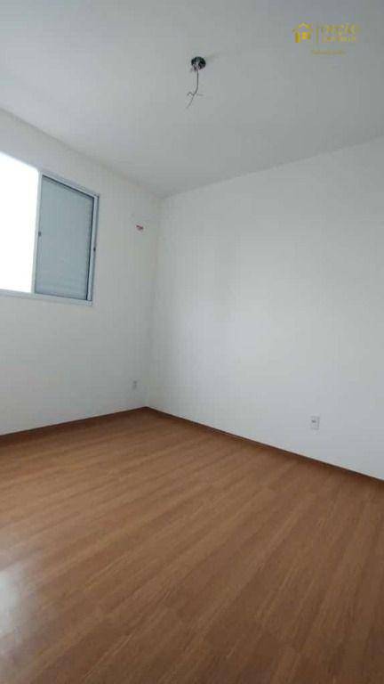 Apartamento à venda com 2 quartos, 43m² - Foto 8