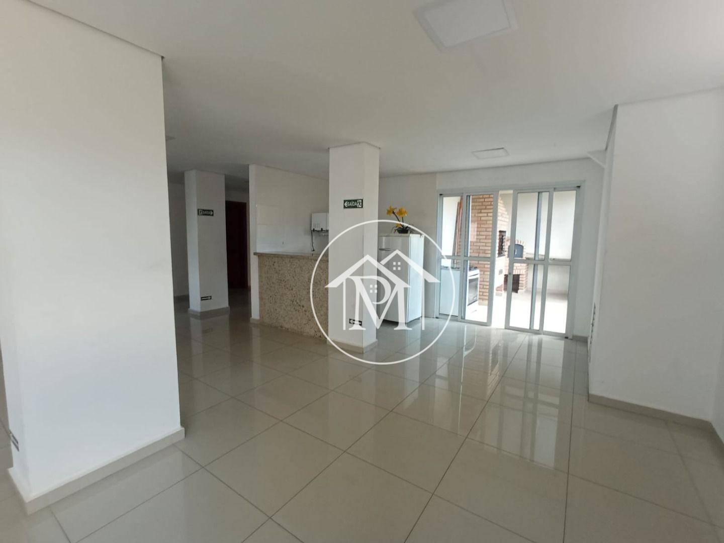 Apartamento à venda com 2 quartos, 70m² - Foto 13