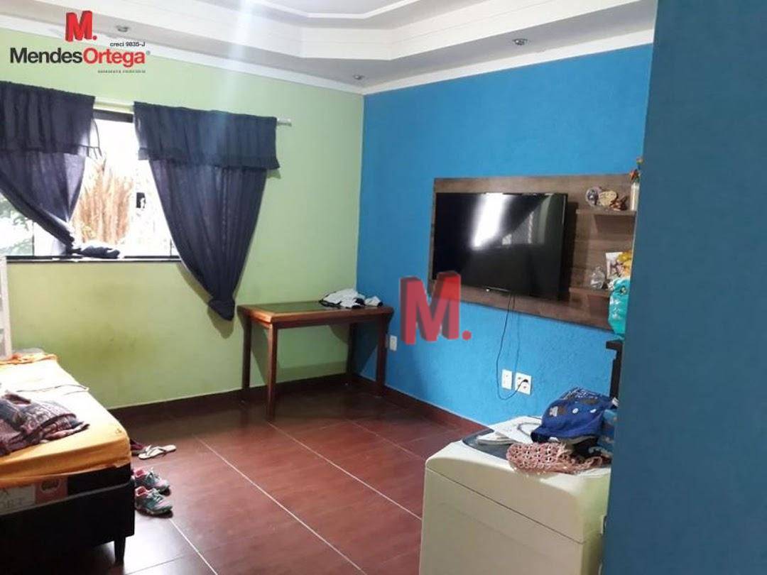 Casa à venda com 4 quartos, 290m² - Foto 24