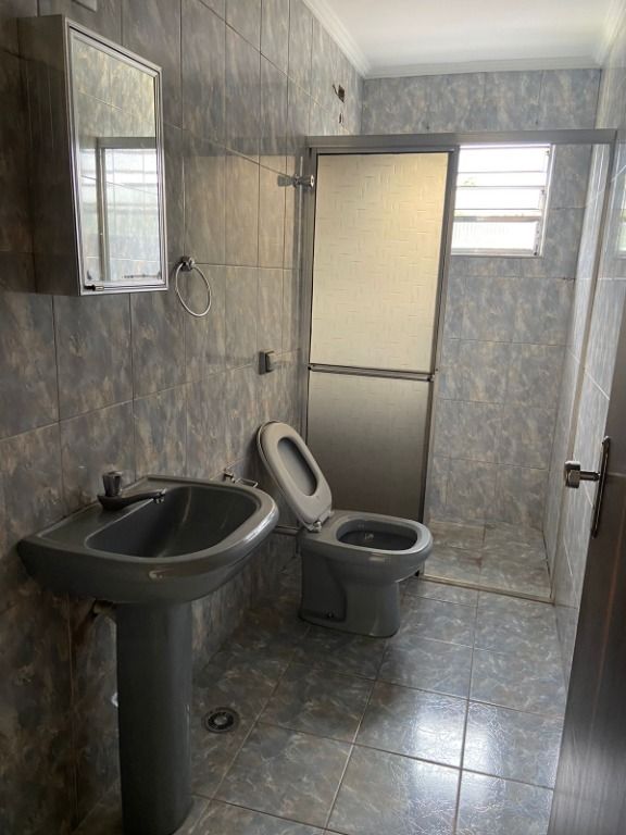 Apartamento para alugar com 2 quartos, 85m² - Foto 8