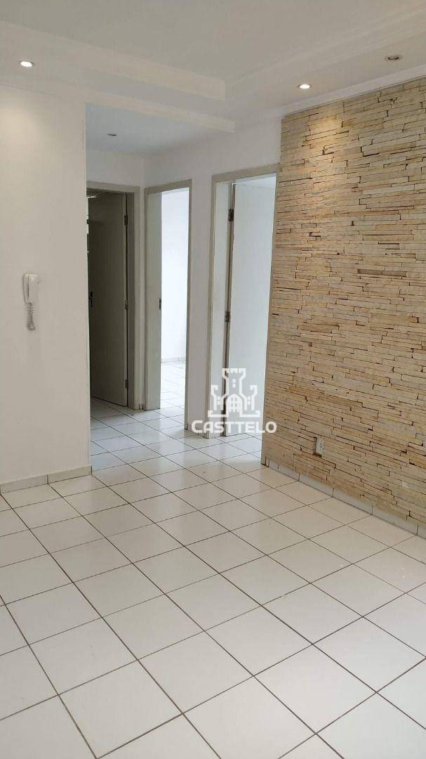 Apartamento à venda com 2 quartos, 47m² - Foto 2