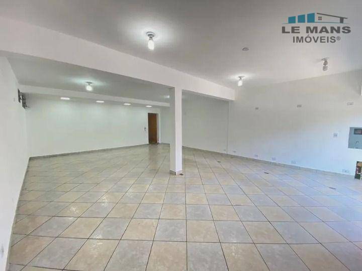 Casa para alugar com 3 quartos, 252m² - Foto 15