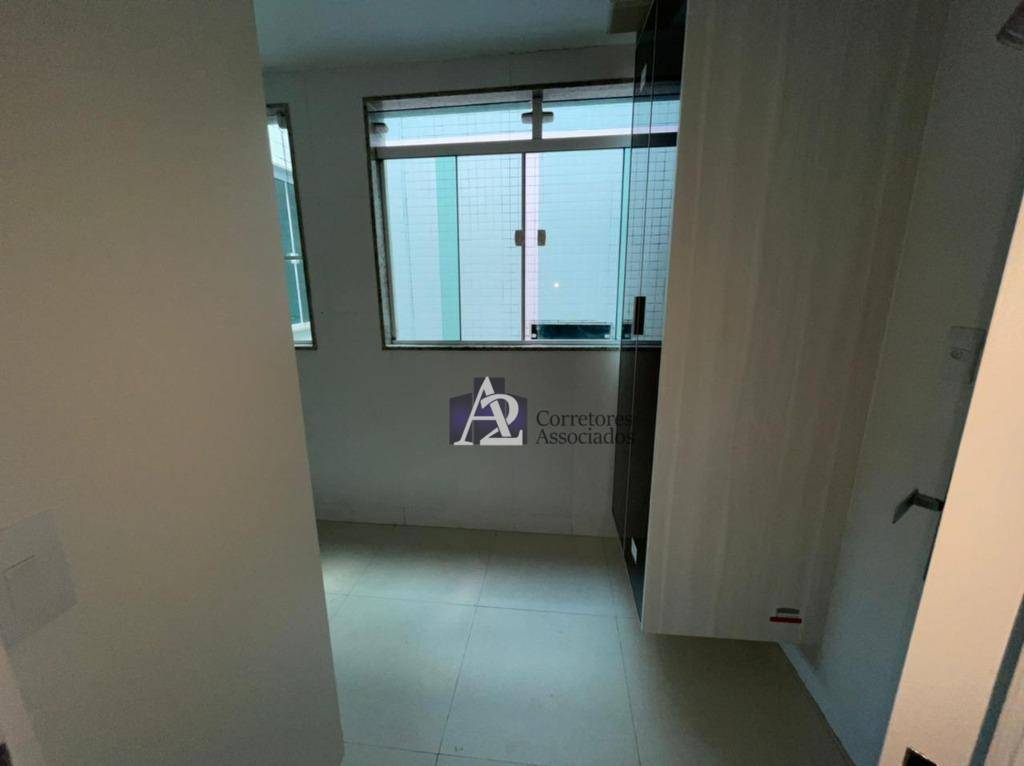 Cobertura à venda com 3 quartos, 320m² - Foto 10