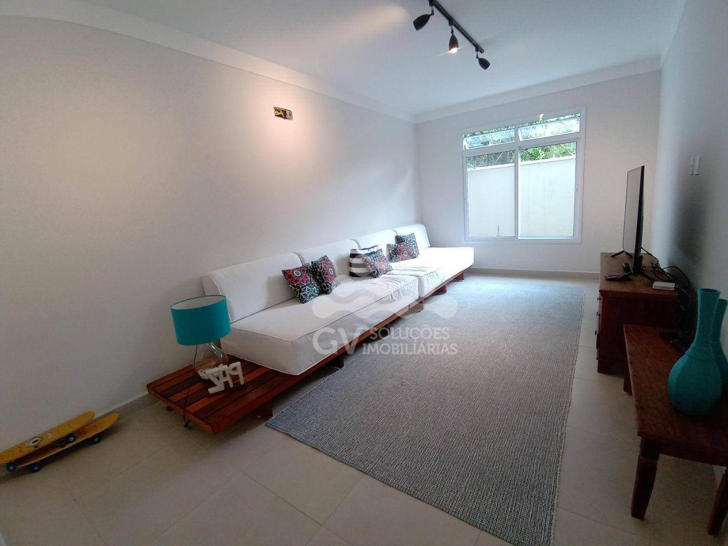 Casa de Condomínio à venda com 6 quartos, 375m² - Foto 17