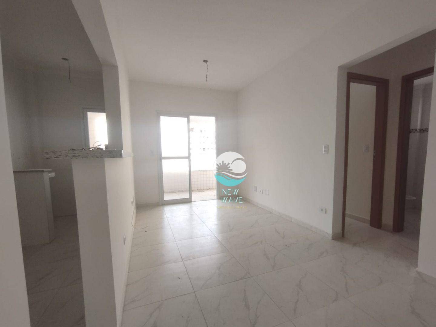 Apartamento à venda com 2 quartos, 65m² - Foto 2