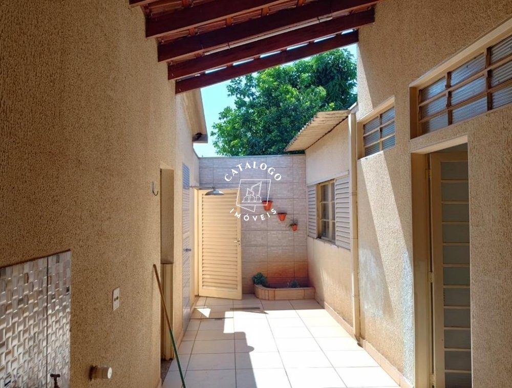 Casa à venda com 3 quartos, 250m² - Foto 18