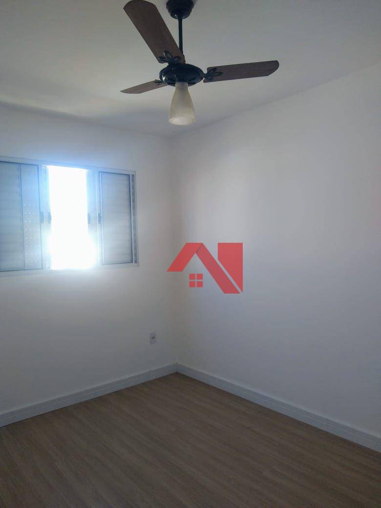 Apartamento à venda com 2 quartos, 65m² - Foto 11