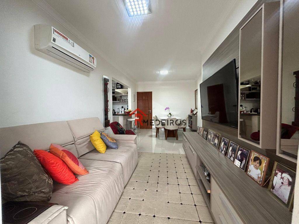 Apartamento à venda com 3 quartos, 100m² - Foto 1