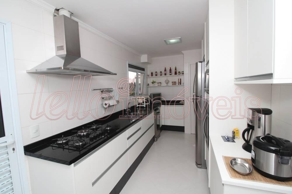 Apartamento à venda com 4 quartos, 200m² - Foto 18