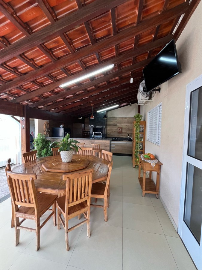 Casa à venda com 2 quartos, 200m² - Foto 11
