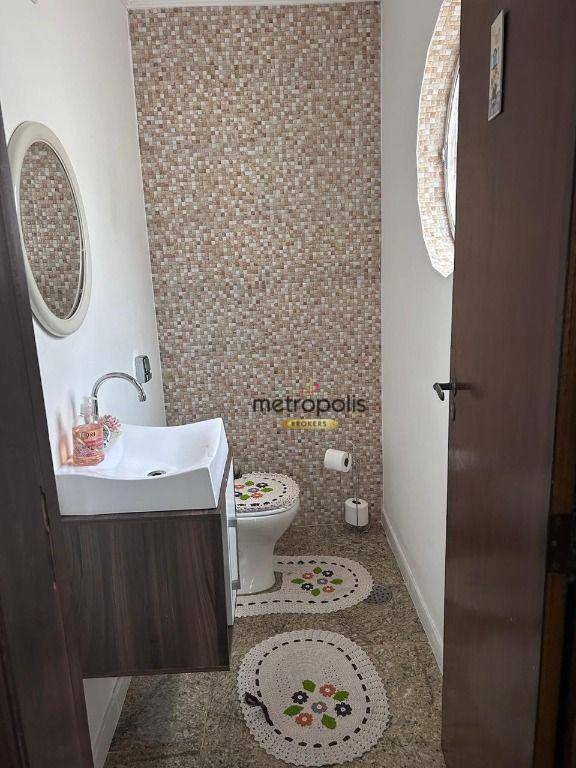 Sobrado à venda com 4 quartos, 225m² - Foto 24