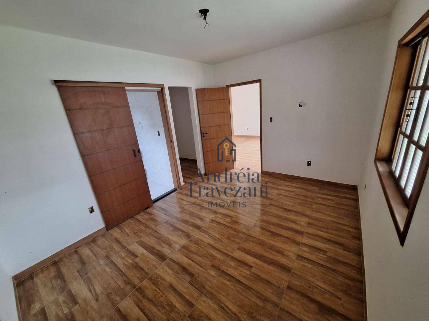 Casa à venda com 3 quartos, 146m² - Foto 5