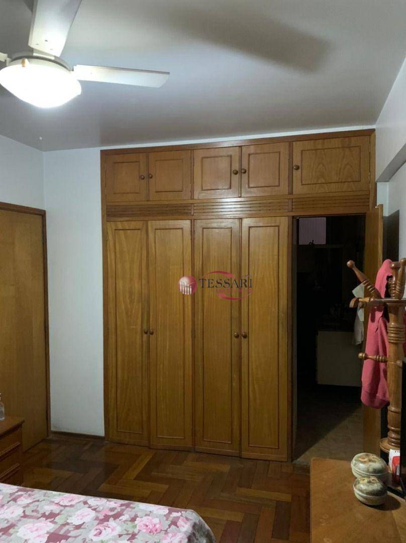 Apartamento à venda com 3 quartos, 140m² - Foto 15