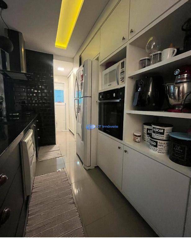 Apartamento para alugar com 3 quartos, 83m² - Foto 3