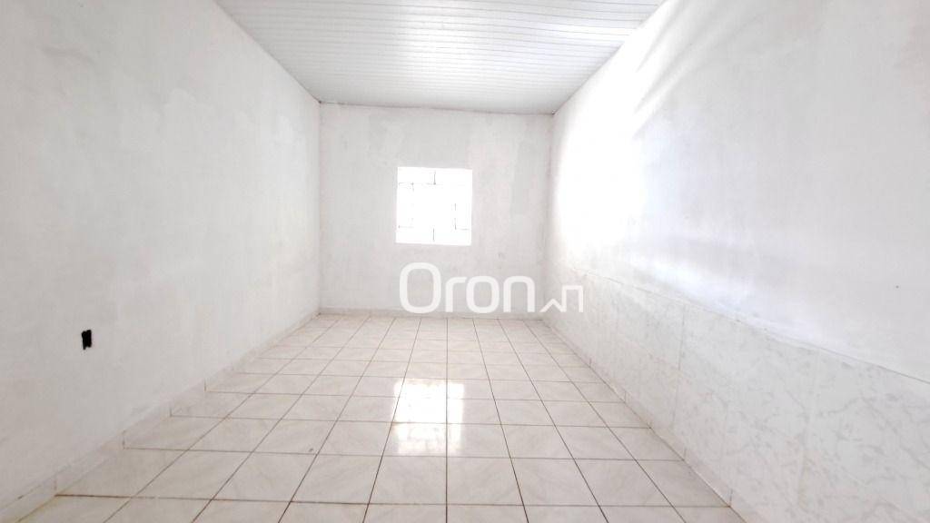 Casa à venda com 1 quarto, 200m² - Foto 5