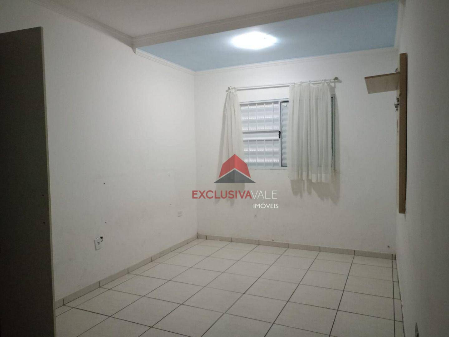 Casa à venda com 4 quartos, 120m² - Foto 12