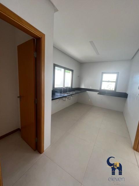 Casa à venda com 4 quartos, 345m² - Foto 28