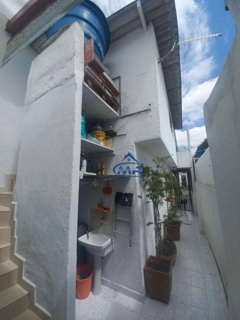 Casa à venda com 3 quartos, 130m² - Foto 14