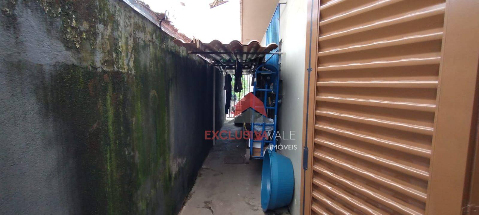 Casa à venda com 5 quartos, 290m² - Foto 27