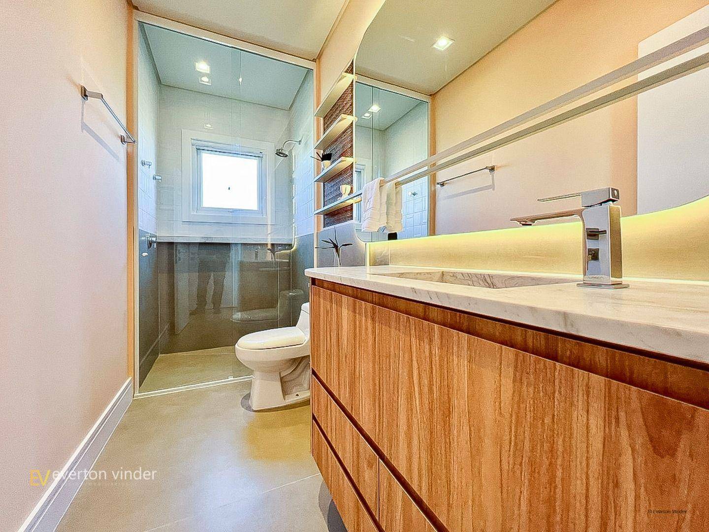 Casa à venda com 4 quartos, 310m² - Foto 39