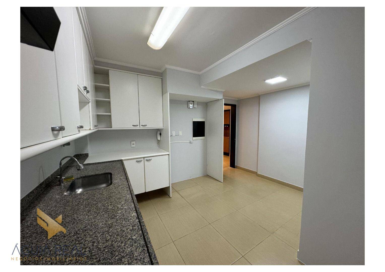 Apartamento à venda com 3 quartos, 130m² - Foto 13