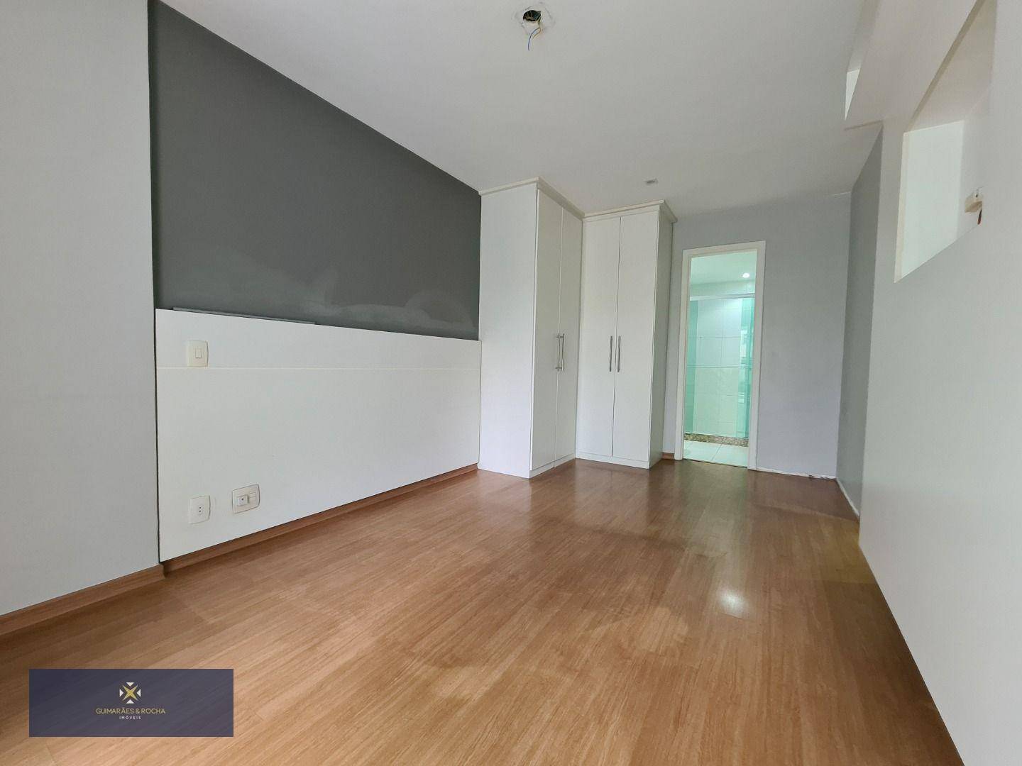 Apartamento à venda com 4 quartos, 146m² - Foto 12