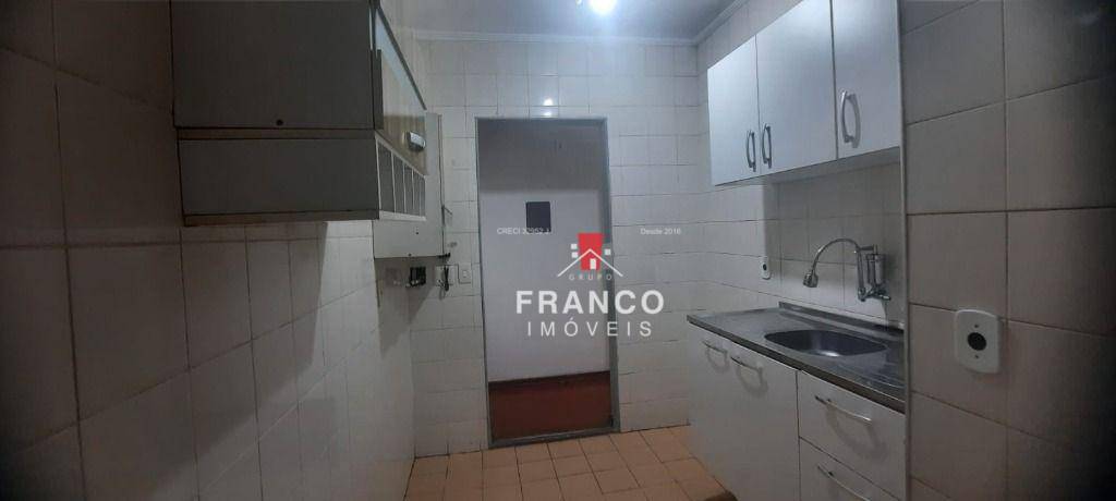 Apartamento à venda com 1 quarto, 45m² - Foto 9