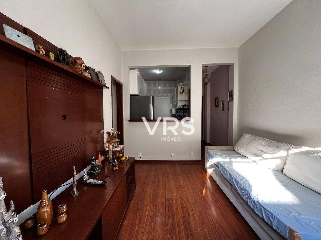 Apartamento à venda com 2 quartos, 55m² - Foto 4