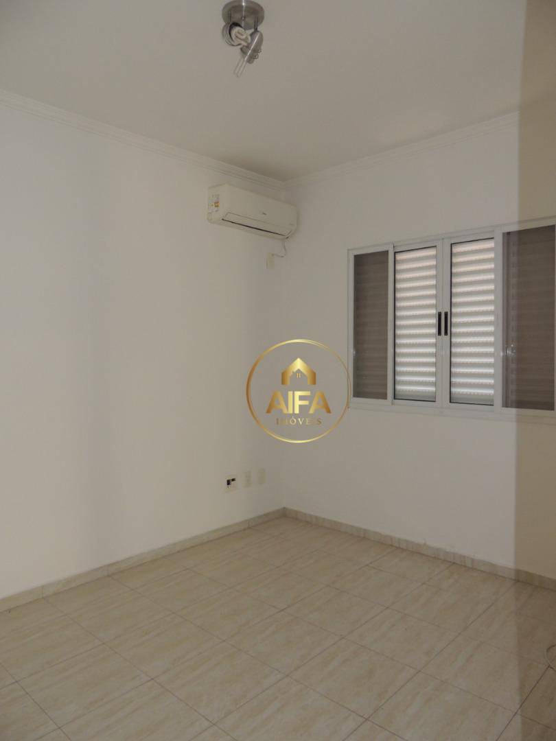 Casa à venda com 5 quartos, 231m² - Foto 14