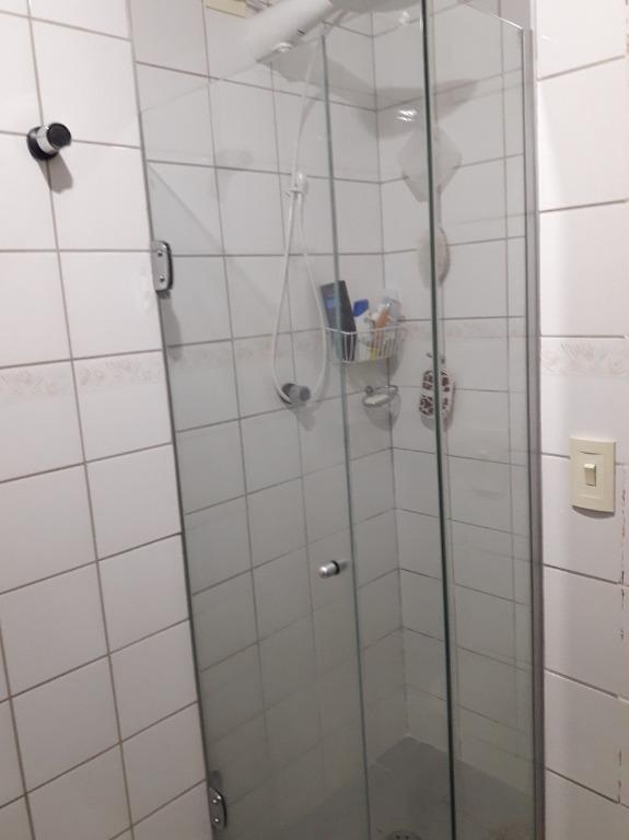 Apartamento à venda com 2 quartos, 65m² - Foto 15