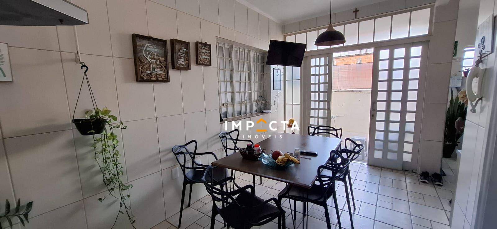Casa à venda com 3 quartos, 207m² - Foto 22