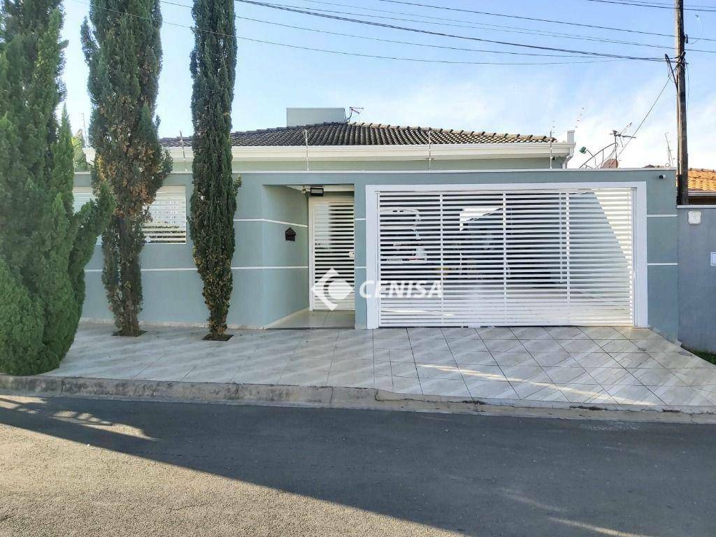 Casa à venda com 4 quartos, 180m² - Foto 3