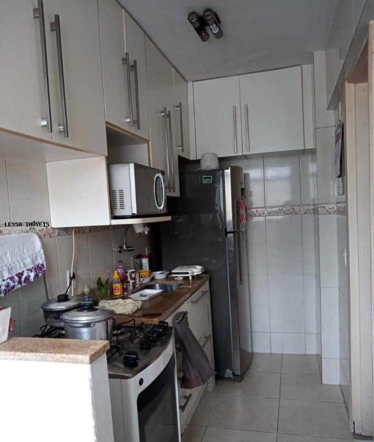 Apartamento à venda com 2 quartos, 52m² - Foto 4