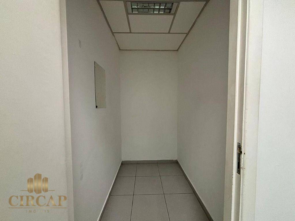 Prédio Inteiro para alugar, 550m² - Foto 16