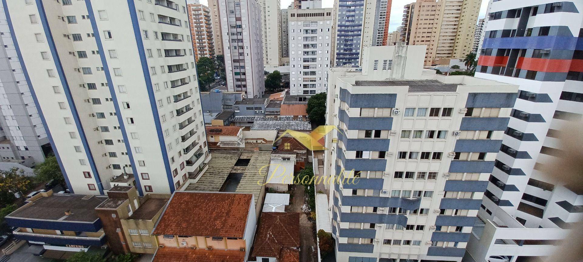 Apartamento à venda com 4 quartos, 210m² - Foto 9