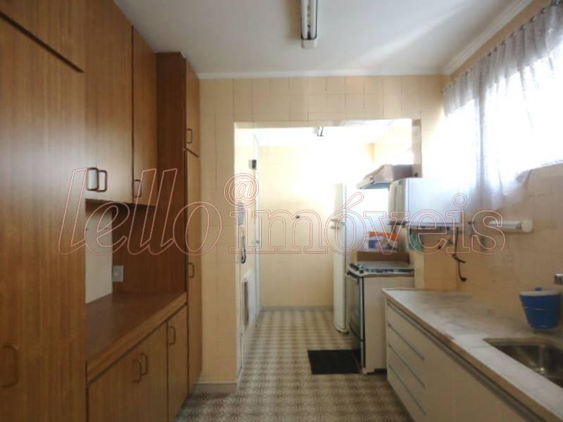 Apartamento à venda com 3 quartos, 230m² - Foto 7