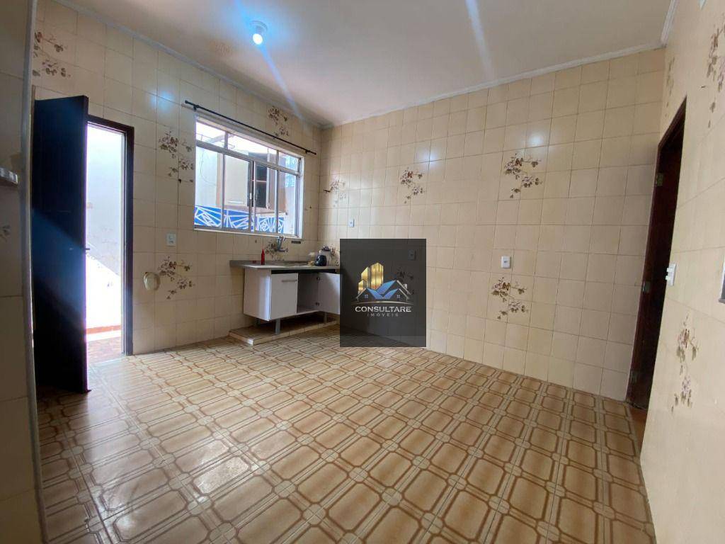 Casa de Condomínio à venda com 3 quartos, 225m² - Foto 13