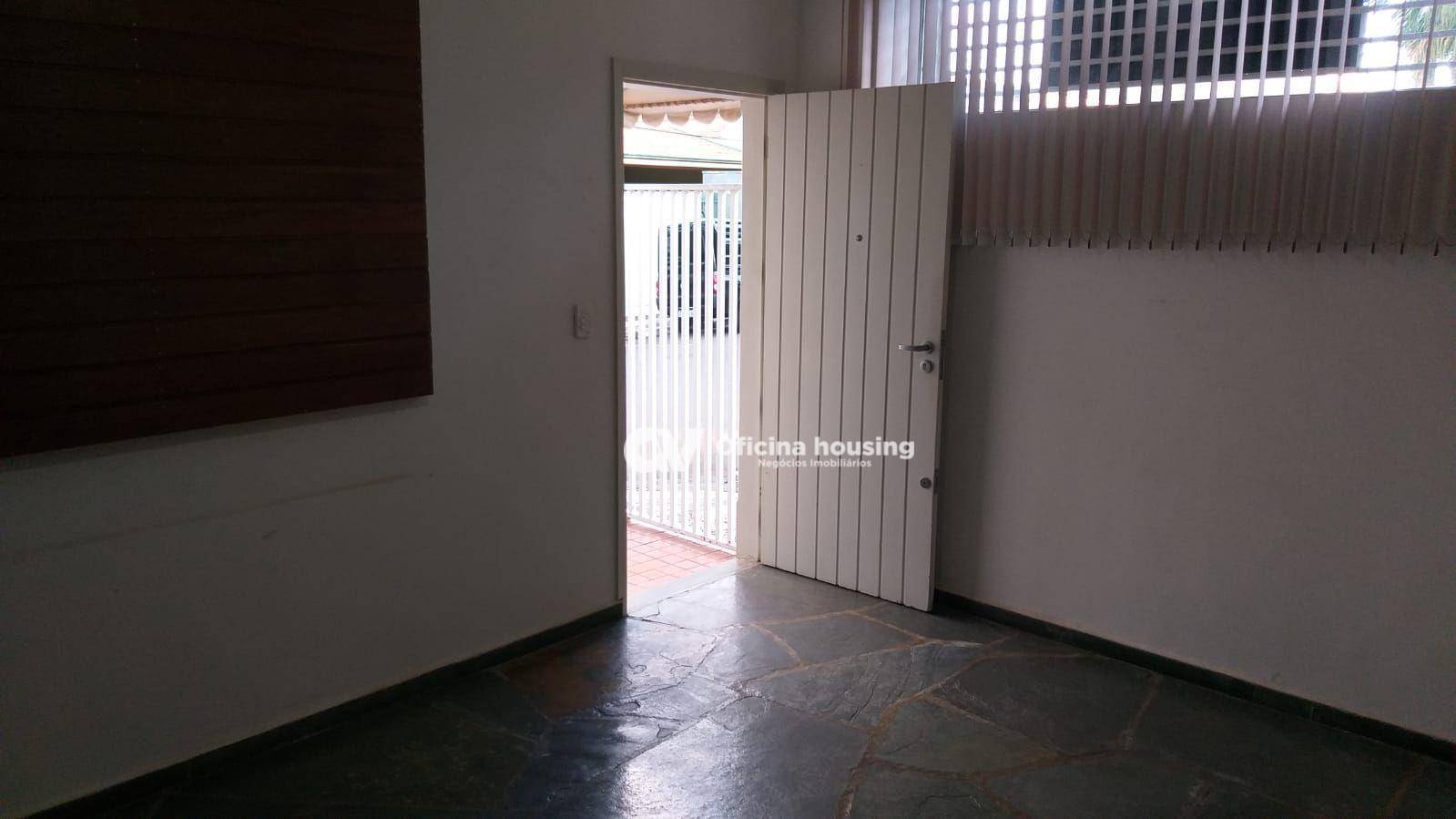 Casa à venda com 4 quartos, 165m² - Foto 3