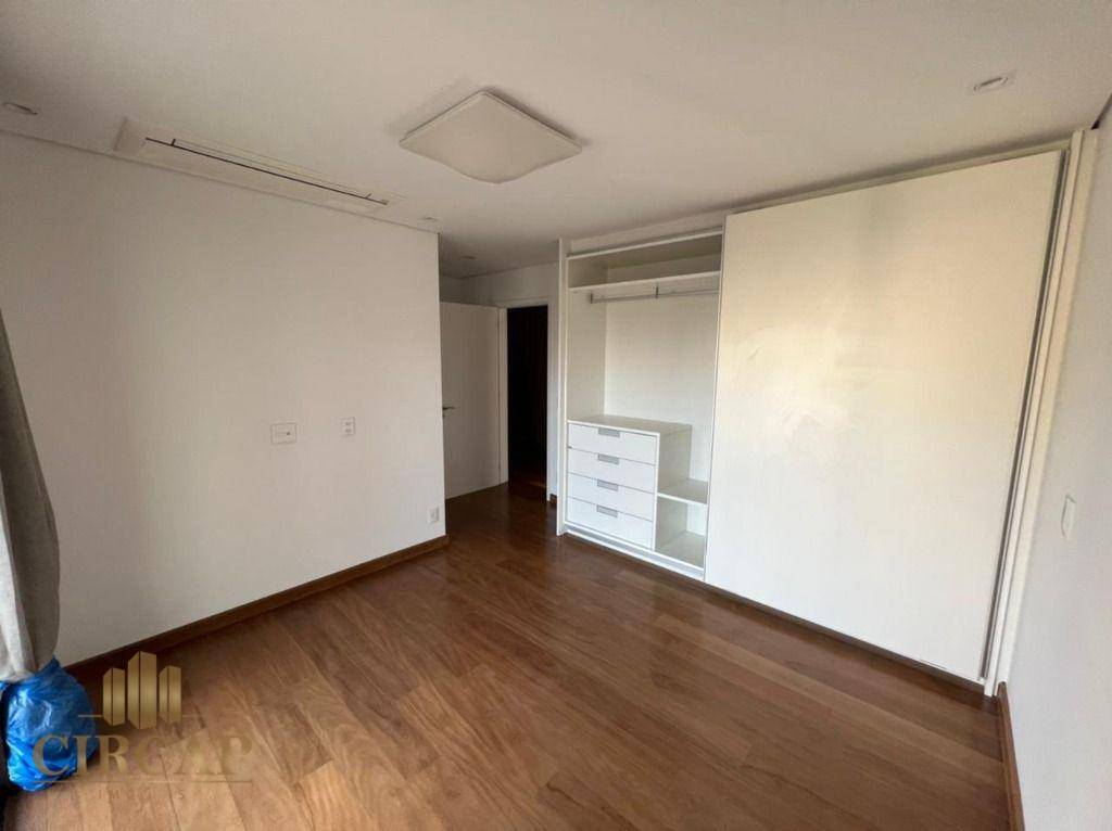 Apartamento à venda com 3 quartos, 322m² - Foto 17