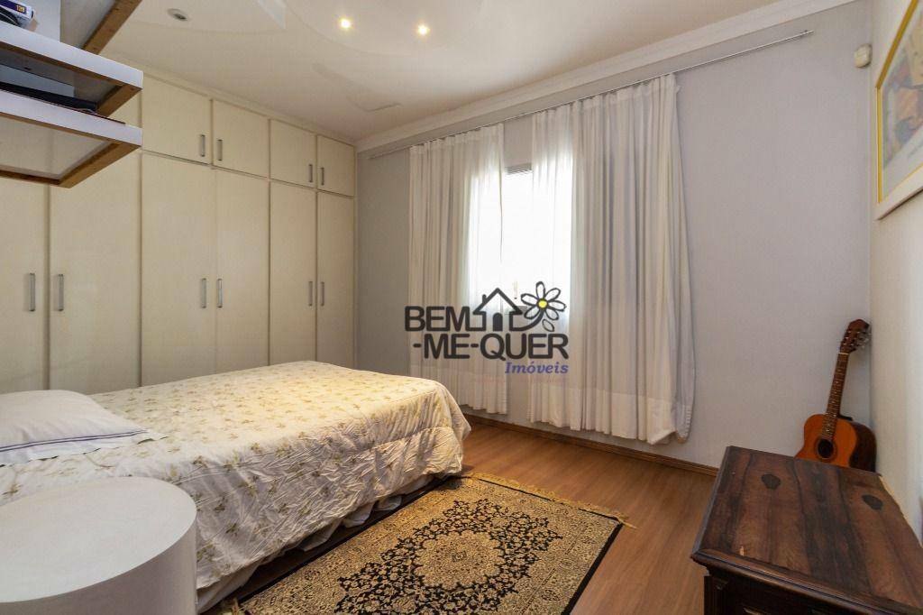 Casa à venda com 3 quartos, 230m² - Foto 32