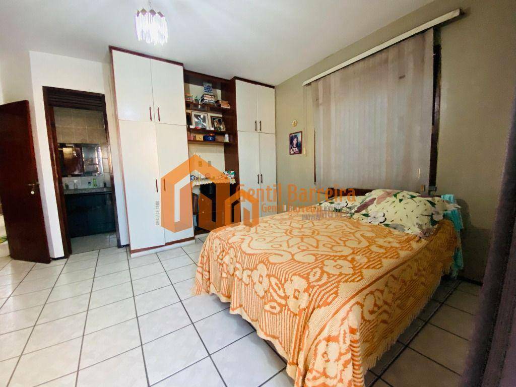 Casa de Condomínio à venda com 4 quartos, 450m² - Foto 15